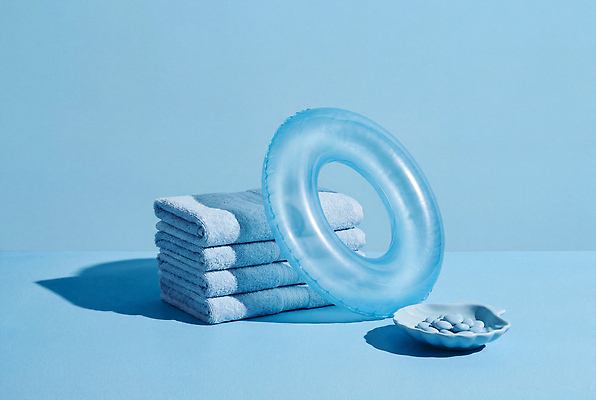 JPG 편집이미지 접시 파란색 수건 오브젝트 튜브 의료성형뷰티 편집실사 AI인물포토 AI콘텐츠 식기 컬러 위생용품 CG 파일형식 AI포토