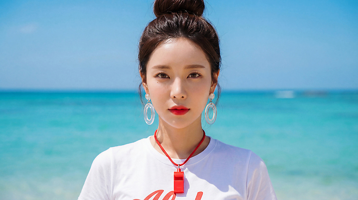 JPG 모델 편집이미지 옷 여자 패션 바다 장신구 자연 하늘 웃음 해변 여름 안전요원 의료성형뷰티 스타일 편집실사 AI인물포토 AI콘텐츠 계절 표정 사람 CG 생태계 파일형식 AI포토