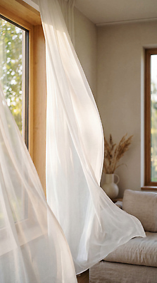 JPG 편집이미지 창문 아침 바람 실내 따뜻함 일상 소파 햇빛 꽃병 방 커튼 편안함 편집실사 AI포토 AI콘텐츠 주간 자연요소 꽃 의자 날씨 내부 라이프 태양 감각 CG 파일형식