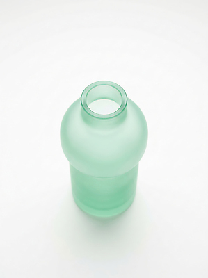 JPG 편집이미지 디자인 예술 유리 유리병 실내 장식 꽃병 투명 오브젝트 편집실사 AI포토 AI콘텐츠 꽃 재질 병_용기 내부 CG 파일형식