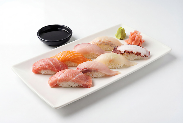 JPG 편집이미지 접시 재료 식탁 요리 일본 식사 초밥 고추냉이 해산물 간장 생강 식사준비 일본음식 편집실사 AI포토 AI콘텐츠 식기 아시아 음식 채소 탁자 양념 CG 준비 파일형식