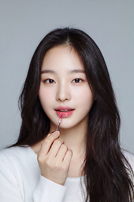 JPG 편집이미지 여자 화장 뷰티 화장품 표현 피부관리 이미지 의료성형뷰티 스타일 편집실사 AI인물포토 AI콘텐츠 사람 CG 파일형식 AI포토