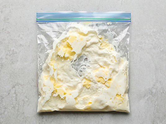 JPG 편집이미지 재료 봉투 요리 유행 맛 혼합 크림 만들기 과정 지퍼백 편집실사 AI포토 AI콘텐츠 버터런 컨셉 모션 CG 패키지 파일형식