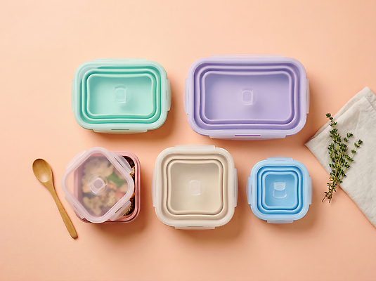 JPG 편집이미지 그릇 음식 재료 주방용품 식탁보 정리 나무숟가락 밀폐용기 편집실사 AI포토 AI콘텐츠 식기 생활용품 숟가락 용기_그릇 CG 파일형식