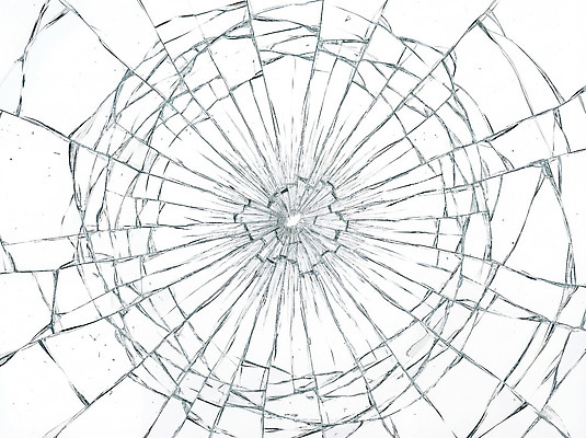 JPG 편집이미지 조각 유리 구멍 깨짐 편집실사 AI컴퓨터그래픽 AI콘텐츠 컨셉 재질 CG 파일형식