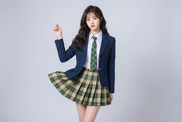 JPG 편집이미지 학생 옷 여학생 여자 교복 포즈 모션 청소년 넥타이 한명 청춘 치마 블라우스 의료성형뷰티 편집실사 AI인물포토 AI콘텐츠 1 잡화 컨셉 상의 하의 사람 CG 파일형식 AI포토