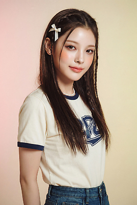 JPG 모델 편집이미지 여자 리본 얼굴 포즈 티셔츠 한명 미소 사람 상반신 성인 의료성형뷰티 스타일 편집실사 AI인물포토 AI콘텐츠 1 셔츠 표정 신체부위 CG 파일형식 AI포토