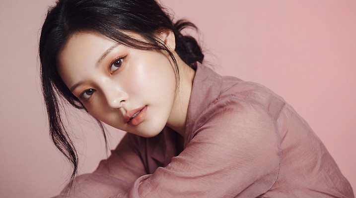 JPG 모델 편집이미지 패션 분홍색 포즈 뷰티 의료성형뷰티 편집실사 AI인물포토 AI콘텐츠 컬러 CG 파일형식 AI포토