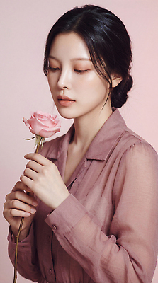 JPG 편집이미지 여자 꽃 분홍색 포즈 뷰티 장미 뷰티풀 의료성형뷰티 편집실사 AI인물포토 AI콘텐츠 식물 컬러 사람 CG 파일형식 AI포토