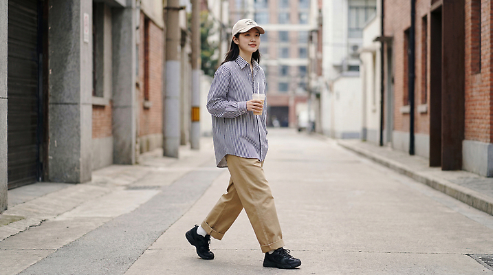 JPG 편집이미지 여자 커피 음료 거리 건물 걷기 도시 힐링 의료성형뷰티 편집실사 AI인물포토 AI콘텐츠 건축물 모션 사람 CG 파일형식 AI포토