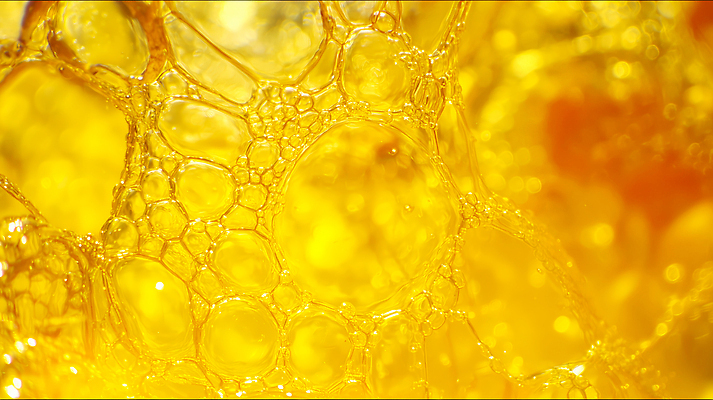 JPG 편집이미지 자연 형상 노란색 거품 물방울 액체 물거품 편집실사 AI컴퓨터그래픽 AI콘텐츠 컬러 CG 생태계 파일형식