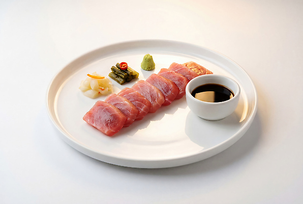 식기 음식 어류 양념 CG 일본음식 파일형식 AI콘텐츠 참치 회 접시 식사 해산물 초밥 간장 고추냉이 편집실사 JPG 편집이미지 AI포토