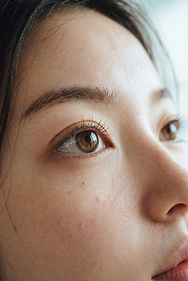 JPG 편집이미지 여자 얼굴 사람 근접촬영 빛 뷰티 눈 피부 의료성형뷰티 편집실사 AI인물포토 AI콘텐츠 뷰포인트 신체부위 CG 파일형식 AI포토