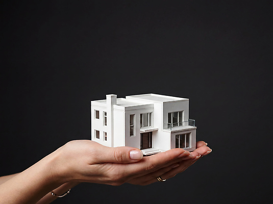 JPG 편집이미지 손 부동산 주택 사람 건물 모형 의료성형뷰티 편집실사 AI인물포토 AI콘텐츠 건축물 신체부위 재산 CG 파일형식 AI포토