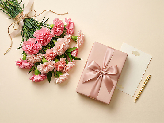 JPG 편집이미지 꽃 리본 선물 상자 펜 어버이날 편지 스승의날 카네이션 편집실사 AI포토 AI콘텐츠 식물 기념일 필기구 CG 파일형식