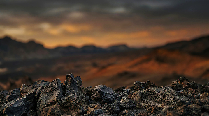 JPG 편집이미지 자연 하늘 산 풍경 노을 암석 바위 저녁 땅 지형 화산암 편집실사 AI컴퓨터그래픽 AI콘텐츠 자연요소 돌 밤 야간 CG 생태계 파일형식