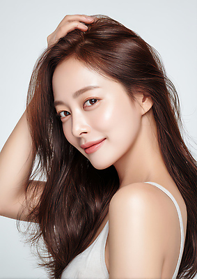JPG 모델 편집이미지 긴머리 헤어스타일 여자 얼굴 포즈 미소 머리카락 머리 헤어관리 의료성형뷰티 편집실사 AI인물포토 AI콘텐츠 표정 사람 신체부위 뷰티 CG 파일형식 AI포토