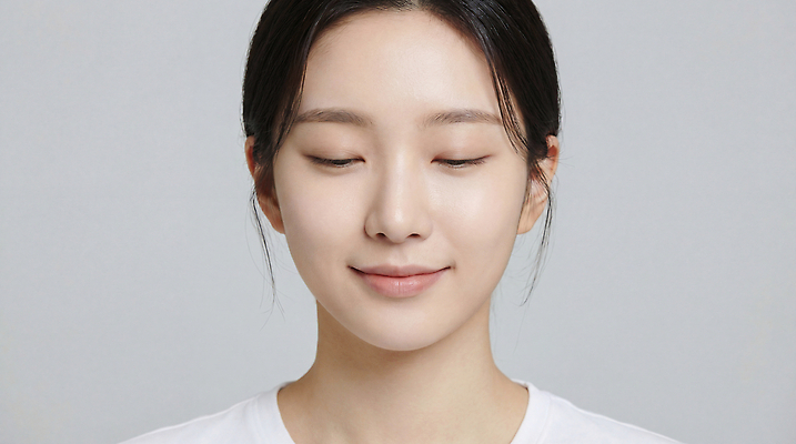 JPG 편집이미지 여자 얼굴 믿음 편안함 집중 의료성형뷰티 편집실사 AI인물포토 AI콘텐츠 감정 컨셉 사람 신체부위 감각 CG 파일형식 AI포토