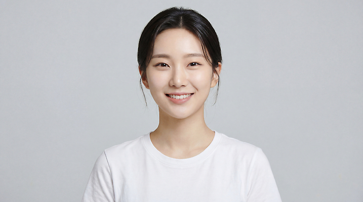 뷰포인트 백그라운드 컨셉 표정 사람 회색 CG 파일형식 AI포토 여자 웃음 회색배경 청춘 앞모습 미소 편집이미지 편집실사 JPG 의료성형뷰티 AI인물포토 AI콘텐츠