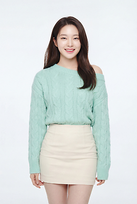 JPG 편집이미지 여자 패션 미소 치마 촬영 스웨터 의료성형뷰티 스타일 편집실사 AI인물포토 AI콘텐츠 상의 하의 표정 사람 CG 파일형식 AI포토 옷
