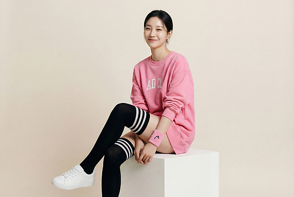 옷 양말 사람 CG 파일형식 AI포토 모델 포즈 패션 촬영 스튜디오 오브젝트 스타일 스포츠 편집이미지 편집실사 JPG 의료성형뷰티 캐주얼 여자 니삭스 AI인물포토 AI콘텐츠