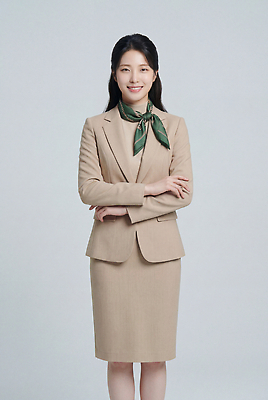 JPG 편집이미지 여자 포즈 직장 미소 정장 상반신 팔짱 스카프 상담원 이미지 의료성형뷰티 편집실사 AI인물포토 AI콘텐츠 옷 회사 모션 표정 사람 목도리 사무원 CG 파일형식 AI포토