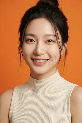 JPG 모델 편집이미지 여자 행복 미소 상반신 뷰티 촬영 주황색 피부관리 의료성형뷰티 편집실사 AI인물포토 AI콘텐츠 감정 컬러 표정 사람 CG 파일형식 AI포토