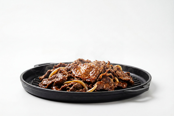 JPG 편집이미지 한식 음식 양파 육류 요리 식사 소고기 구이 철판 불판 불고기 편집실사 AI포토 AI콘텐츠 채소 식재료 CG 파일형식