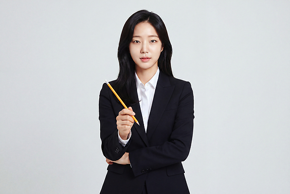 JPG 편집이미지 응시 여자 포즈 비즈니스 직장 표정 서기 정장 연필 자신감 전문 의료성형뷰티 편집실사 AI인물포토 AI콘텐츠 시선 옷 감정 회사 모션 학용품 사람 필기구 CG 파일형식 AI포토 문구용품 오브젝트