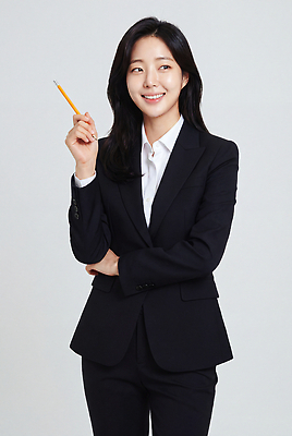 JPG 편집이미지 여자 포즈 비즈니스 표정 미소 정장 연필 작업 준비 프로필 의료성형뷰티 편집실사 AI인물포토 AI콘텐츠 옷 학용품 사람 필기구 CG 파일형식 AI포토 문구용품 오브젝트
