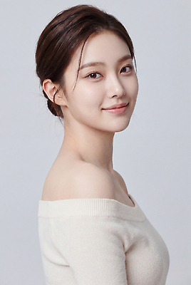 JPG 모델 편집이미지 여자 미소 성인 옆모습 뷰티 머리카락 촬영 흰색 의료성형뷰티 스타일 편집실사 오프숄더 AI인물포토 AI콘텐츠 뷰포인트 컬러 상의 표정 사람 머리 CG 파일형식 AI포토 옷 신체부위