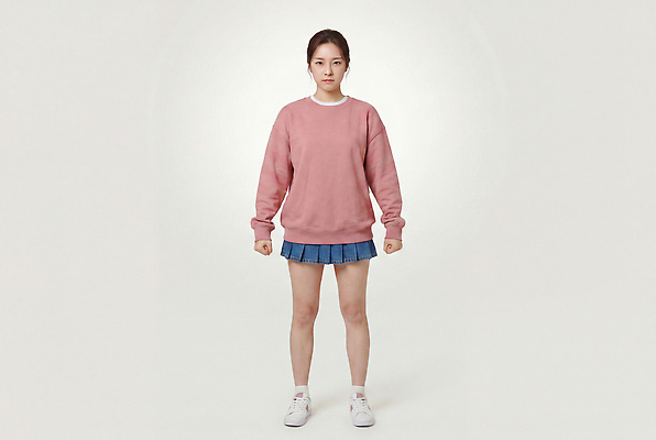JPG 편집이미지 옷 여자 대학생 분홍색 운동화 서기 앞모습 캐주얼 치마 운동 헬스 청치마 의료성형뷰티 스타일 편집실사 AI인물포토 AI콘텐츠 학생 뷰포인트 컬러 신발 모션 하의 건강 사람 CG 파일형식 AI포토