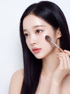JPG 모델 편집이미지 여자 얼굴 스튜디오 화장 뷰티 화장품 피부 뷰티풀 의료성형뷰티 편집실사 AI인물포토 AI콘텐츠 사람 신체부위 CG 파일형식 AI포토