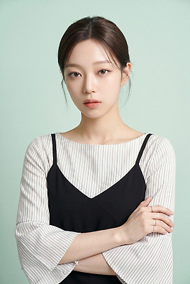 JPG 모델 편집이미지 드레스 옷 여자 패션 포즈 셔츠 촬영 줄무늬 의료성형뷰티 스타일 편집실사 AI인물포토 AI콘텐츠 상의 무늬 사람 CG 파일형식 AI포토