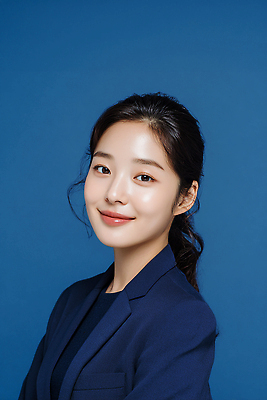 JPG 모델 편집이미지 헤어스타일 여자 미소 정장 성인 촬영 비즈니스우먼 남색 의료성형뷰티 편집실사 AI인물포토 AI콘텐츠 옷 컬러 비즈니스 표정 사람 직장인 CG 파일형식 AI포토 직업