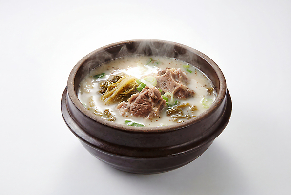 JPG 편집이미지 전통 음식 채소 한국 육류 요리 식사 뜨거움 뚝배기 국물 국밥 한그릇 해장국 편집실사 AI포토 AI콘텐츠 1 아시아 한식 식재료 CG 국 파일형식 나라