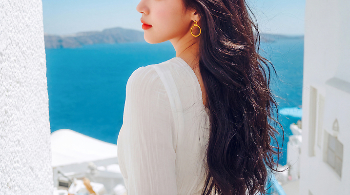 JPG 편집이미지 여자 바다 여행 자연 풍경 해변 건물 여름 머리 산토리니 의료성형뷰티 편집실사 AI인물포토 AI콘텐츠 건축물 계절 사람 신체부위 그리스 CG 생태계 파일형식 AI포토 건축 유럽 나라