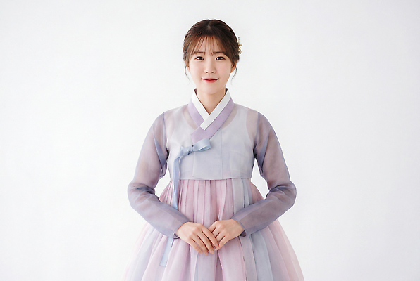 JPG 모델 편집이미지 전통 옷 여자 포즈 백그라운드 한국 미소 보라색 한복 의료성형뷰티 편집실사 AI인물포토 AI콘텐츠 한국전통 아시아 컬러 표정 사람 전통의상 CG 파일형식 AI포토 나라
