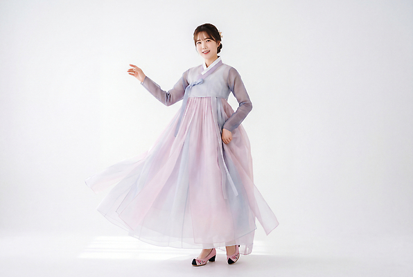 JPG 모델 편집이미지 전통 옷 여자 패션 포즈 스튜디오 한국 보라색 한복 의료성형뷰티 편집실사 AI인물포토 AI콘텐츠 한국전통 아시아 컬러 사람 전통의상 CG 파일형식 AI포토 나라