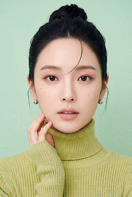 JPG 편집이미지 손 여자 얼굴 포즈 표정 머리 묶기 터틀넥 스웨터 의료성형뷰티 스타일 편집실사 AI인물포토 AI콘텐츠 상의 모션 사람 신체부위 CG 파일형식 AI포토 옷