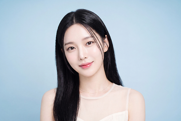 JPG 편집이미지 옷 여자 표정 미소 웃음 뷰티 머리카락 뷰티풀 의료성형뷰티 스타일 편집실사 AI인물포토 AI콘텐츠 사람 머리 CG 파일형식 AI포토 신체부위