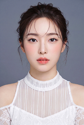 JPG 모델 편집이미지 헤어스타일 여자 얼굴 포즈 백그라운드 표정 화장 뷰티 카메라 사진촬영 회색 의료성형뷰티 편집실사 AI인물포토 AI콘텐츠 컬러 사람 신체부위 전자제품 촬영 CG 파일형식 AI포토