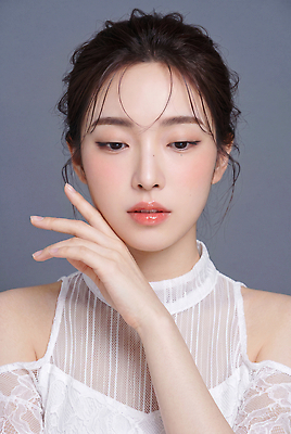 JPG 모델 편집이미지 손 옷 얼굴 포즈 백그라운드 조명 화장 뷰티 머리 사진촬영 흰색 의료성형뷰티 스타일 편집실사 AI인물포토 AI콘텐츠 컬러 신체부위 촬영 CG 파일형식 AI포토 사람