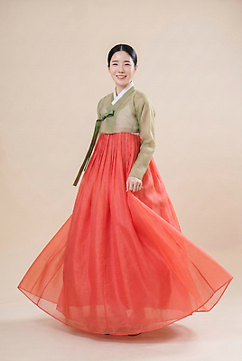 JPG 편집이미지 여자 패션 문화 한국 미소 추석 전통의상 한복 즐거움 의료성형뷰티 편집실사 AI인물포토 AI콘텐츠 한국전통 전통 명절 감정 아시아 표정 사람 CG 파일형식 AI포토 기념일 나라 이벤트