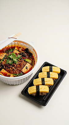 JPG 편집이미지 그릇 음식 채소 반찬 요리 중식 식사 초밥 맛 계란초밥 마라샹궈 편집실사 AI포토 AI콘텐츠 식기 컨셉 CG 일본음식 파일형식