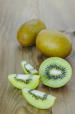 포토 JPG 해외이미지 조각 과일 키위 사람없음 슬라이스 해외202004 해외포토 파일형식