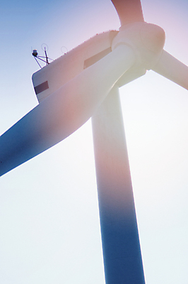 포토 JPG 해외이미지 구름 산업 밭 자연 하늘 바람 풍경 사람없음 초록색 파란색 글로벌 농장 환경 탑 금속 힘 일몰 재활용 풍차 발전기 에너지 흰색 행운 칼날 보호 저녁 회전 자원 세대 방앗간 혁명 개발 공급 탄소 해외202004 해외포토 자연요소 건축물 컬러 컨셉 농업 재질 날씨 노을 발전소 야간 친환경 생태계 파일형식