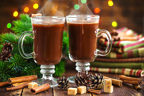 포토 JPG 해외이미지 행복 커피 음료 음식 겨울 유리 탁자 디저트 따뜻함 사람없음 컵 빨간색 초콜릿 거품 머그컵 축하 뜨거움 액체 달콤 코코아 카카오 맛있는 해외202004 해외포토 식기 계절 감정 컬러 가구 컨셉 재질 맛 파일형식