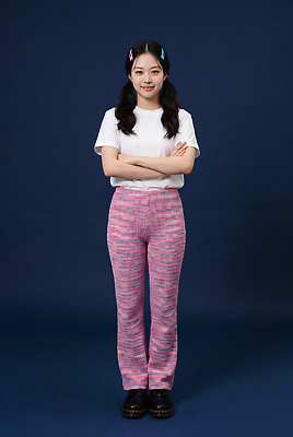 JPG 모델 편집이미지 옷 여자 패션 포즈 티셔츠 바지 흰색 팔 의료성형뷰티 스타일 편집실사 AI인물포토 AI콘텐츠 컬러 셔츠 하의 사람 신체부위 CG 파일형식 AI포토 상의