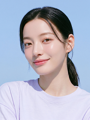 JPG 편집이미지 여자 행복 얼굴 하늘 미소 파란색 청춘 햇빛 피부 피부관리 스킨케어 뷰티풀 청명 파스텔톤 의료성형뷰티 편집실사 AI인물포토 AI콘텐츠 감정 컬러 컨셉 표정 사람 신체부위 빛 뷰티 CG 파스텔 파일형식 AI포토 학용품 문구용품 오브젝트
